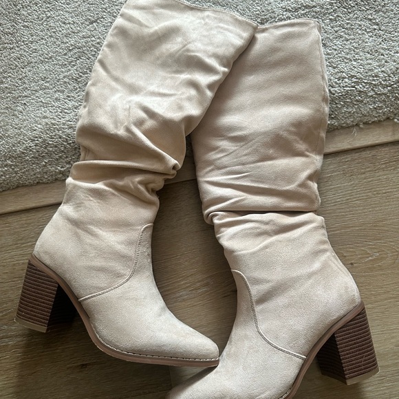 Cream Heeled Boots - Picture 1 of 3